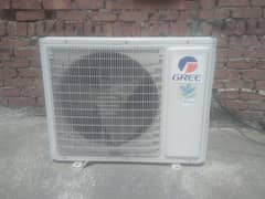 Gree 1.5 ton ac only two seasons used condition 10/10