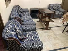 5 seater sofa with corner and centre table  Num: 3308532780 WhatsApp