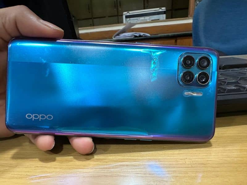 sell mob oppof17pro 3