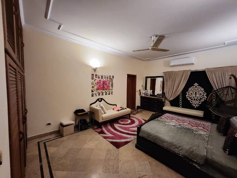 1kanal Beautiful Good House For Sale dha Phase 1 11