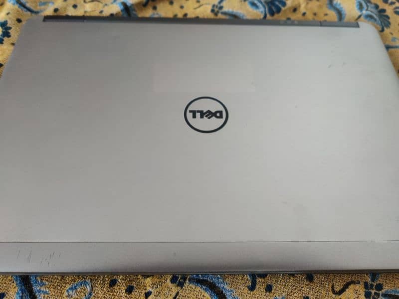 dell laptop condition 8/10. 2