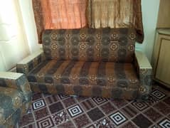 Sofa Set 5 Seater in good condition for Sale on Reasonable Price