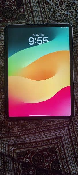 Ipad pro m1 chip 512gb 10/10 condition kit only 1