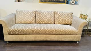 6 Seater Sofa set for sale in excellent condition