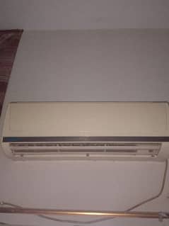 good  CONDITION FOR SALE  ORIENT 1.5 TON only ac without inverter