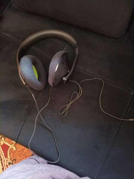Xbox one  headset 3
