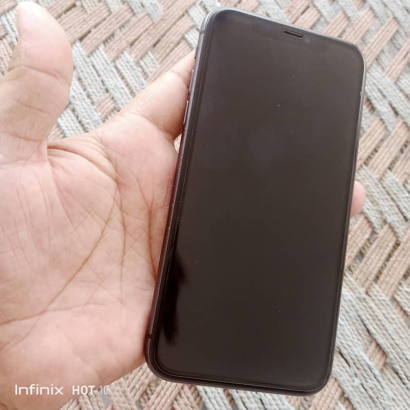 Iphone 11 PTA approved 128GB Black colour 6