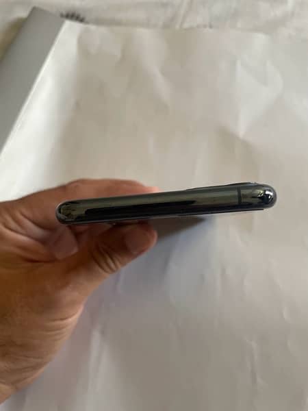iPhone 11 pro Max 64 gb PTA approved 3