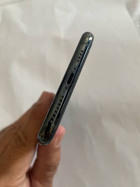 iPhone 11 pro Max 64 gb PTA approved 5