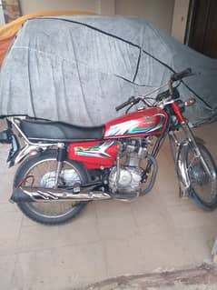 A honda CG 125 2023 model motorcycle avlbl.