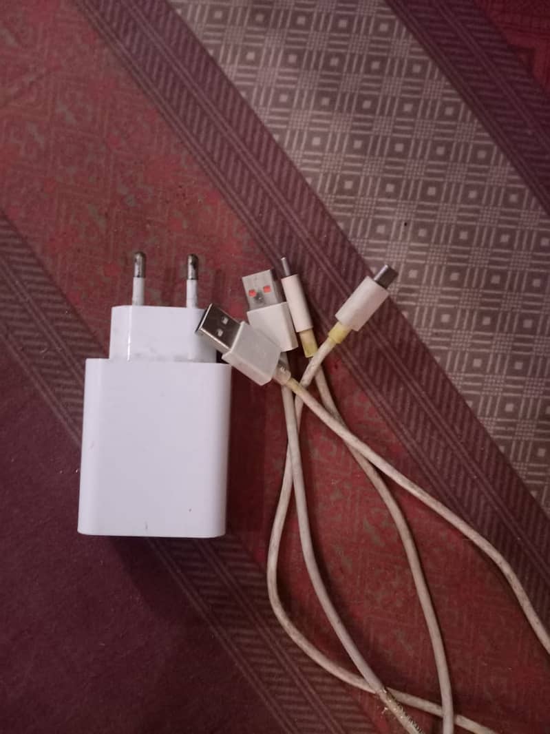poco x3 pro original charger and 2 cables 0