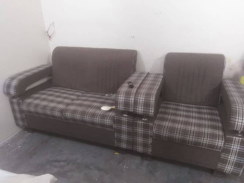 7 Seven seater sofa set in good condition 2