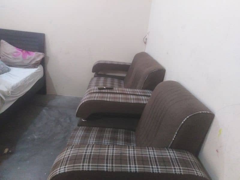 7 Seven seater sofa set in good condition 5