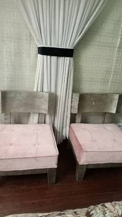 grey pink heavy chaird. . stylish looks 1 pair