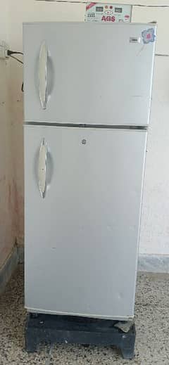 Haier Refrigerator Hrf-322 in Good condition