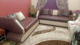 5 Seater sofa with table Vip brand defence