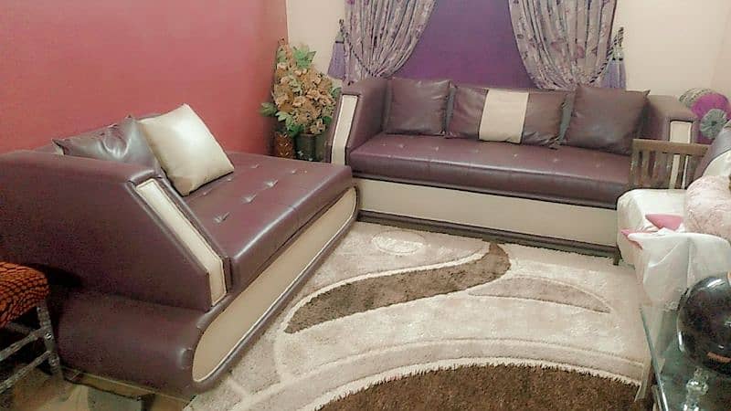5 Seater sofa with table Vip brand defence 0