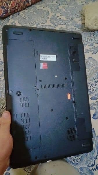 packard bell laptop(2gb ram 500gb hard) 1