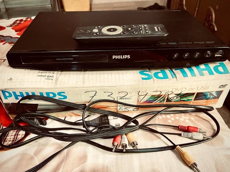 PHILIPS DVD PLAYER / MODEL DVP3850K / forsale with box, wires, control 0
