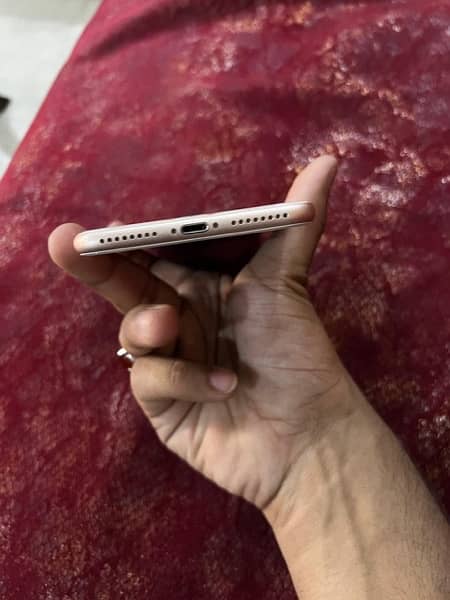 IPHONE  8PLUS  GB/64  PTA APPROVED 0
