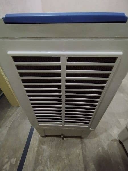Air Cooler with ice box 4