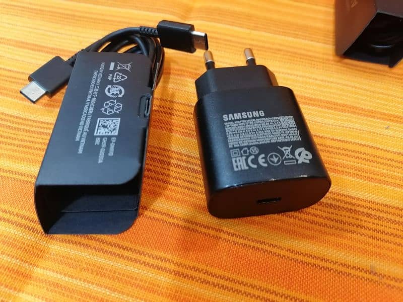 Samsung s20 ultra box pulled super fast charger orignal 4