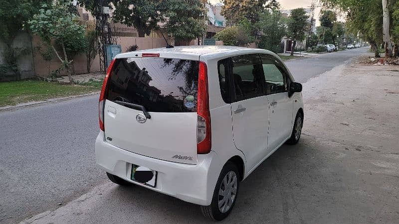 Daihatsu Move 2012 x package in immaculate condition on my named 4