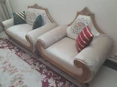 Beautiful and elegant 7 seater sofa 0