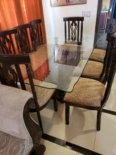 eight seater dinning table almost new good condition solid Talli