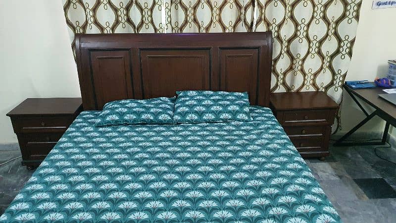 Complete Bed Set highest quality wood. Very slightly used 4
