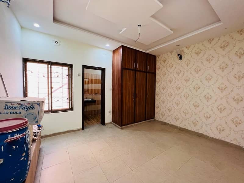 6 Marla Good Condition Used House with Gas Available For Sale in Canal Garden Near Bahria Town Lahore 1