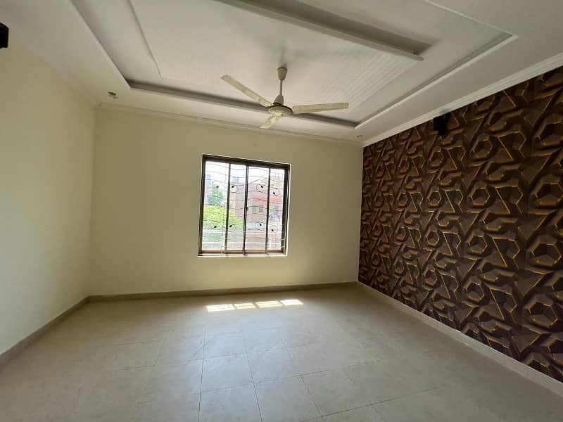 6 Marla Good Condition Used House with Gas Available For Sale in Canal Garden Near Bahria Town Lahore 3