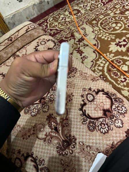mobile serf 4 month use hy belkol original condition hy 1 hand use hy 5