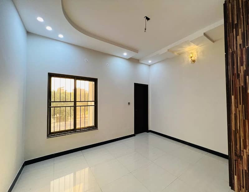 4 Marla Good Condition House Available For Sale In Canal Garden Near Bahria Town Lahore 1