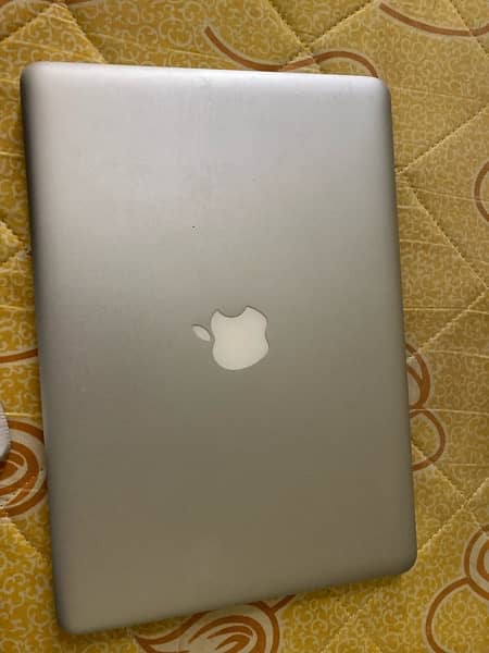 MacBook pro 2011 used condition good 2