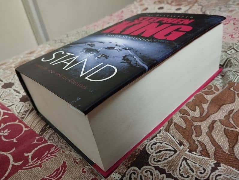 The Stand by Stephen King (Hardcover) 1