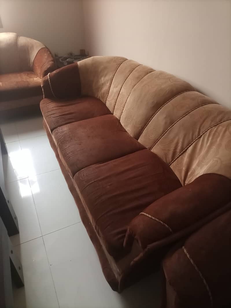 7 seater sofa set for sale normal condition 2