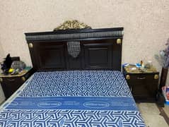 bed & side table with mattess