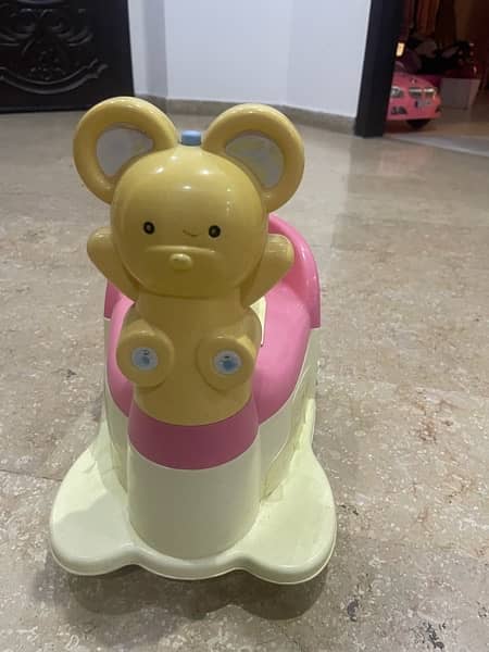 baby car and potty seat 2