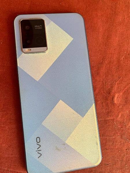 vivo y21 4gb 64gb with box and charger 0