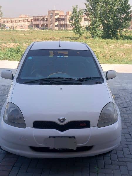 Toyota Vitz 2001/2013 ( Home use car in good condition ) 0