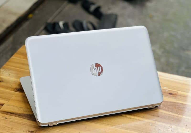 HP 15.6 Display 7th Generation Core i5 (Ram 8GB + SSD 256GB) Sliver 0