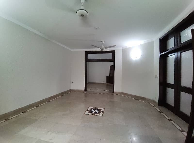 1-Kanal House with 6-Bed Rooms, 3-Kitchens, Basement for Rent 39