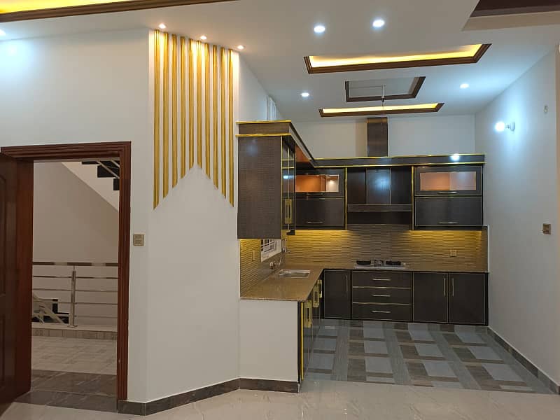 5.5 Marla House Is Available For Sale In Khayaban-e-Naveed Sargodha 9
