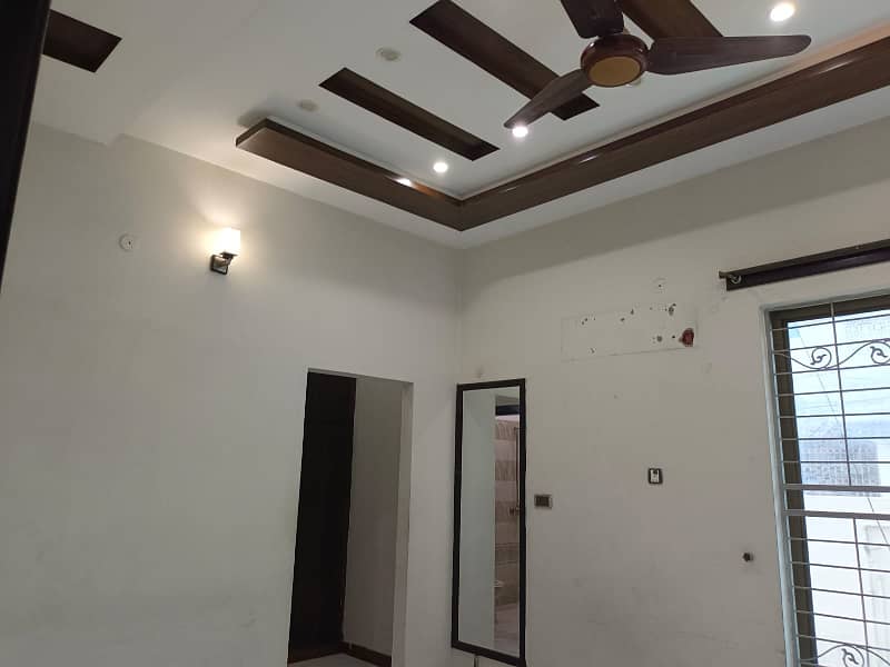 11 Marla Corner House For Rent In PAF Road Mohammed Din Colony Sargodha 2