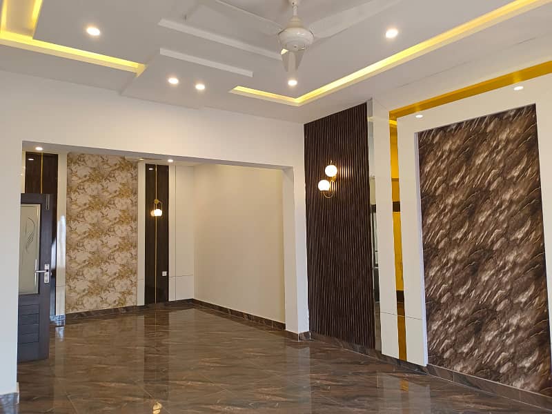 10 Marla Designer House Is Available For Sale In Eagle City Housing Scheme Faisalabad Road Sargodha 12