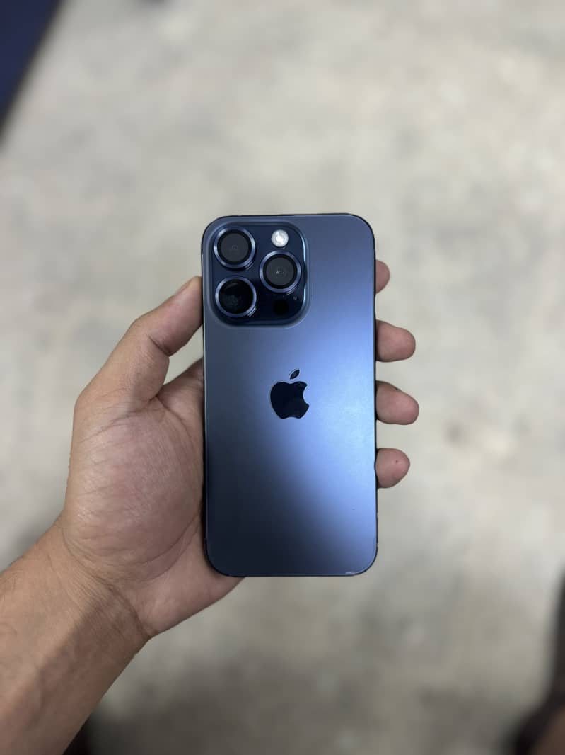 iPhone 15 Pro (Blue Titanium) 2