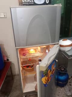 Dawlance double door fridge in Good condition 0