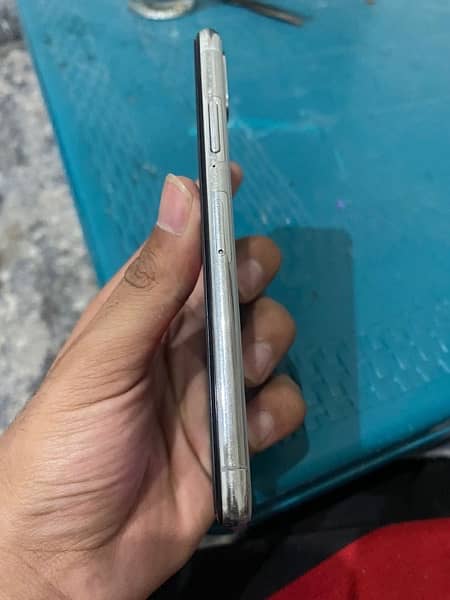 iPhone X 64gb pta approved 3