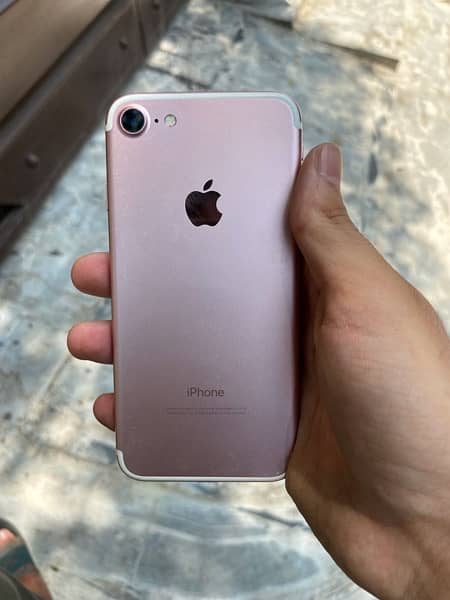 iphone 7 PTA approved 128 gb 1